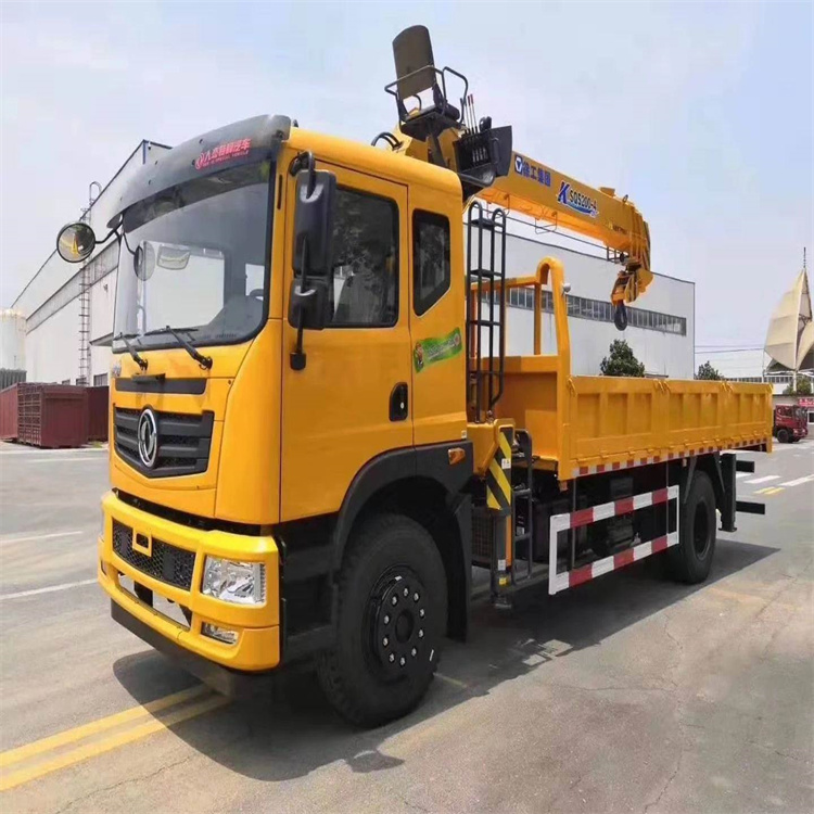 江苏附近找一辆随车吊出租