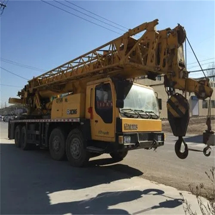 江苏哪里有专业吊车出租